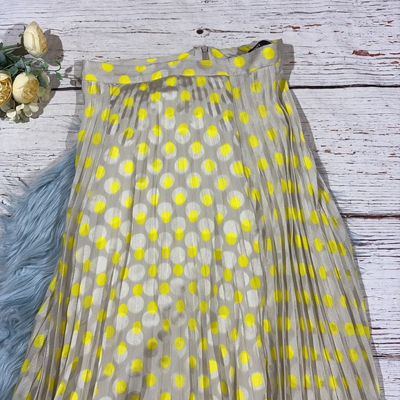 ZARA PLEATED POLKA DOT Satin Effect HANDKERCHIEF MIDI HEM SKIRT - Picture 6 of 9